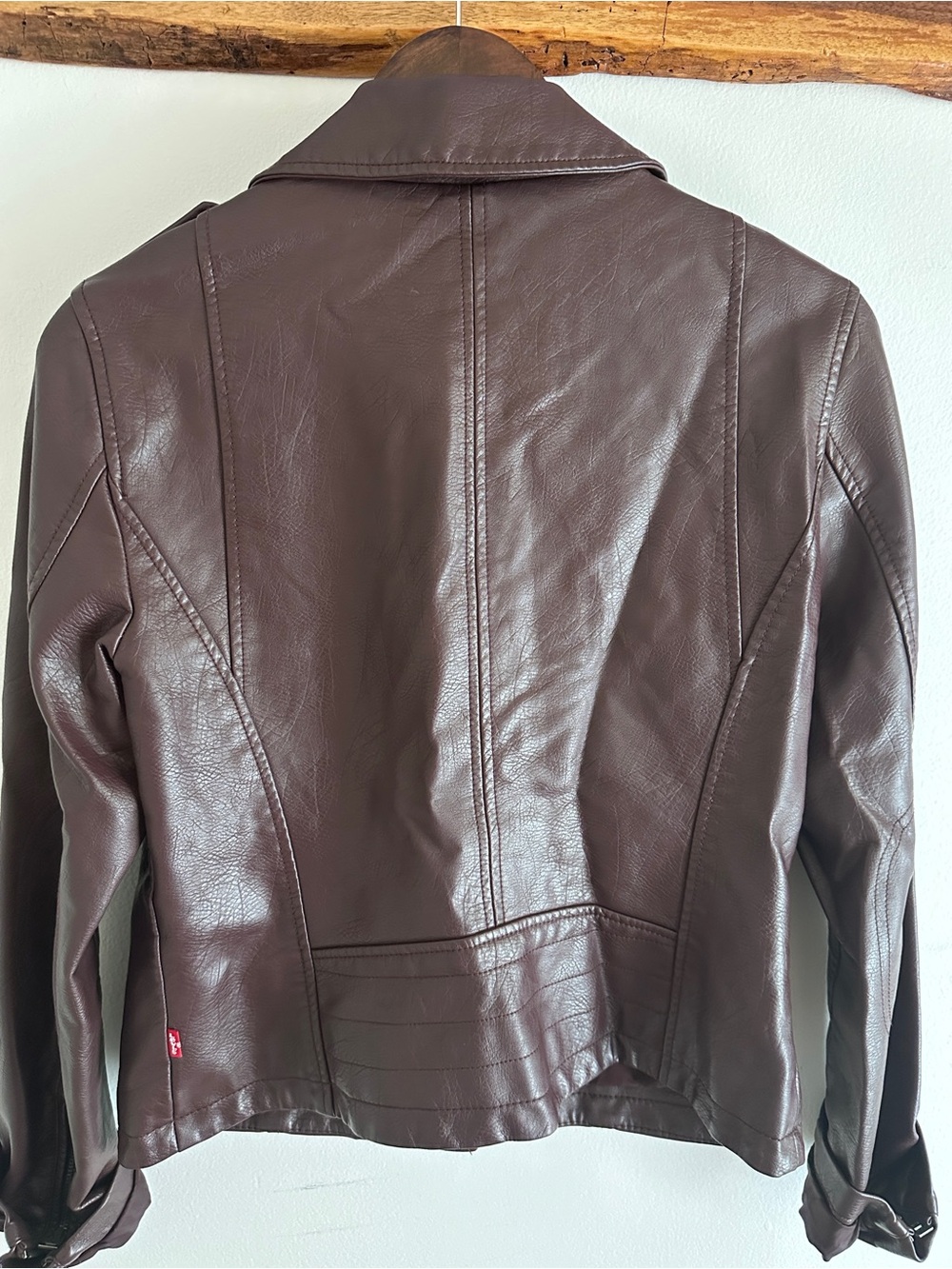 Levi’s Faux Leather Moto Jacket Brown Burgundy Size M Excellent Condition - Picture 2 of 6